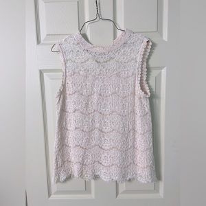 Blush undertone, Lace Tank